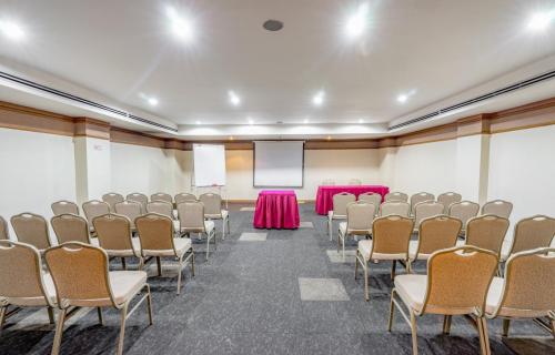 1-Theater Setup